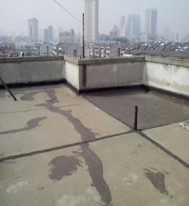 桑珠孜漏水维修 楼顶漏水是什么原因，楼顶漏水维修方法是什么?